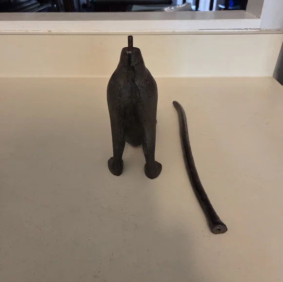Black Iron Cat Statue/Paper Towel/Toilet Paper Holder - Picture 5 of 5
